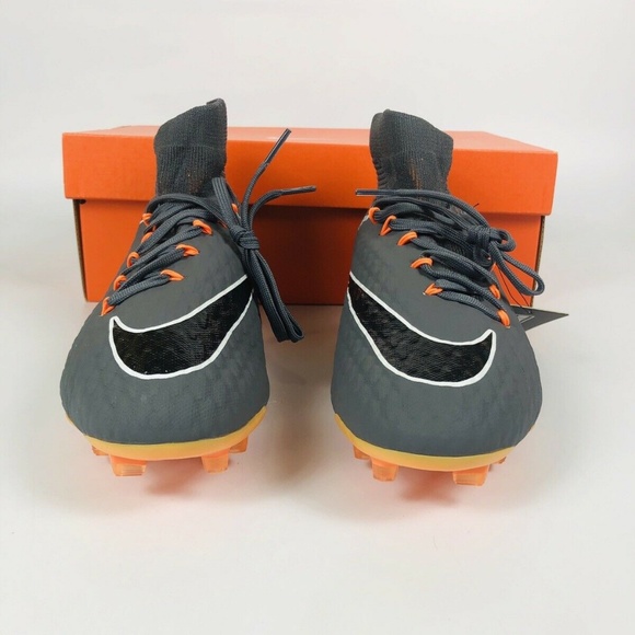 Nike Phantom 3 Pro DF FG Soccer Cleats - Picture 4 of 6